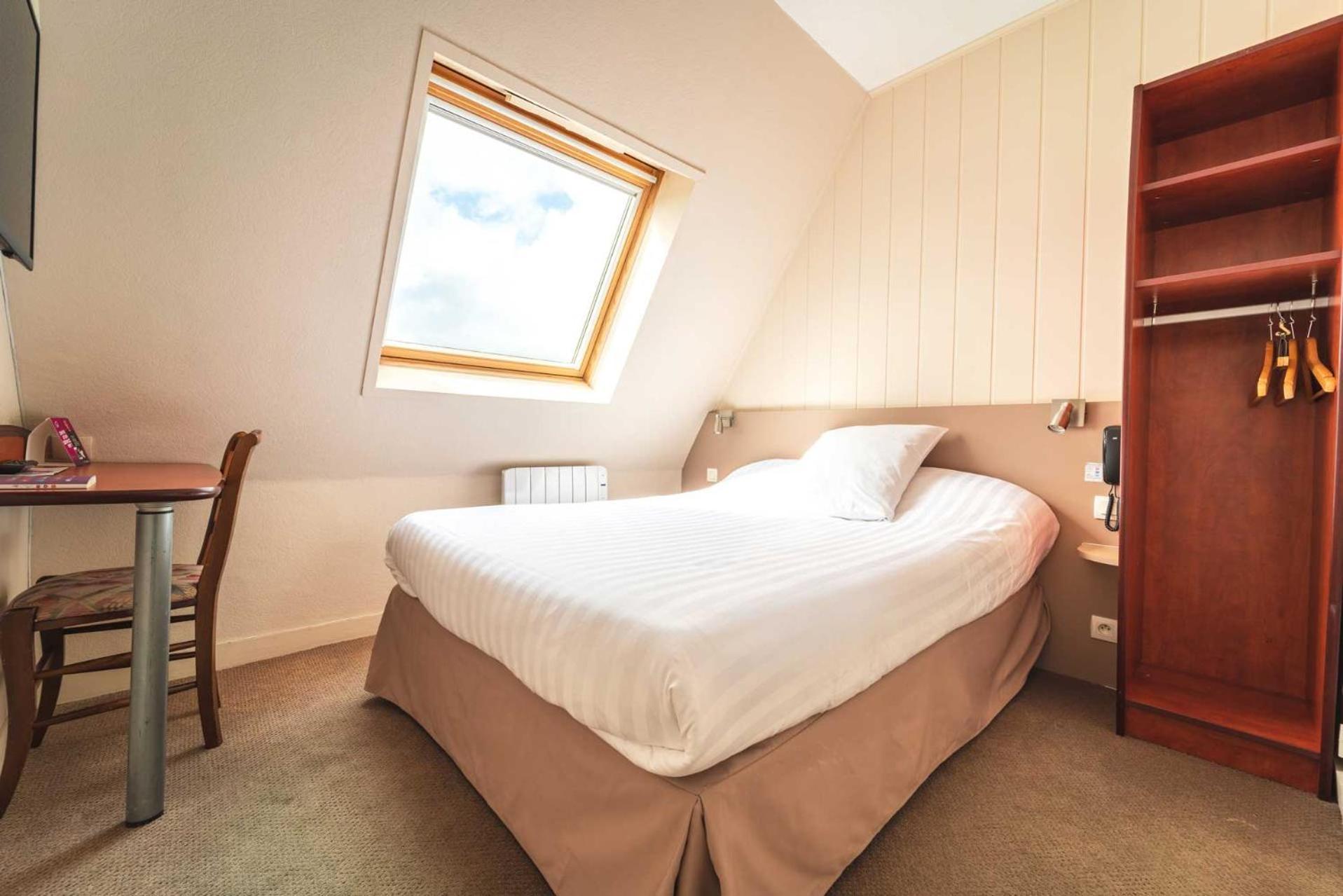 Hotel Le Goelo - Port De パンポル エクステリア 写真