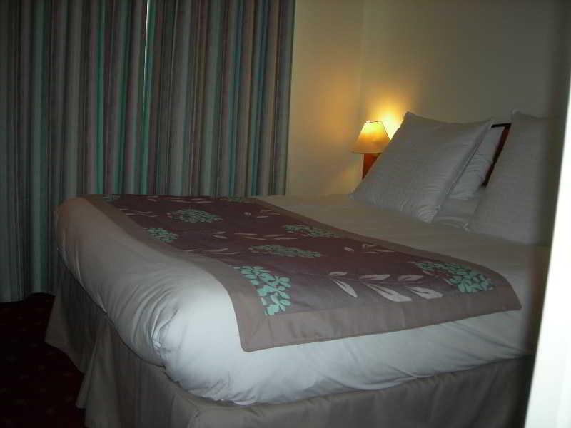 Hotel Le Goelo - Port De パンポル エクステリア 写真
