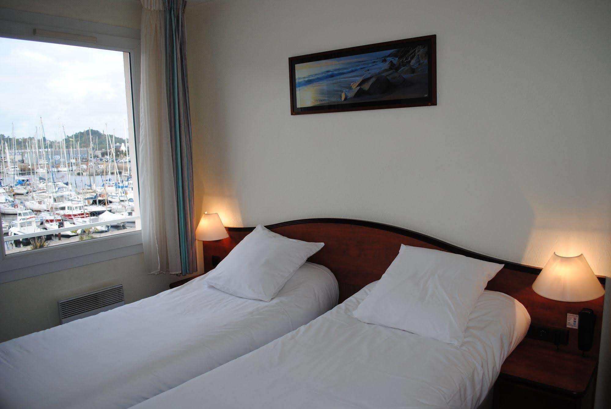 Hotel Le Goelo - Port De パンポル エクステリア 写真
